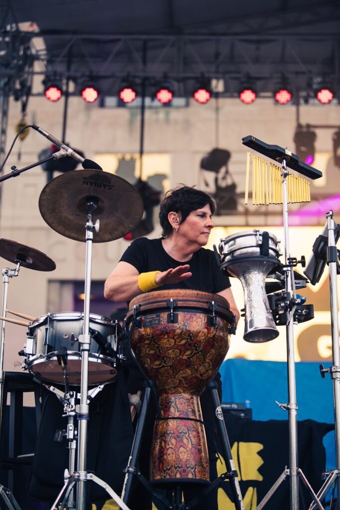 Stella Parton, Charlie Louvin, Billy Prine, Madame Gandhi, Walter Egan, Carnival Cruise Line, Grand Rivers Variety Shows, Sterling, Calliopes Children Steel Band, The Larry Keeton Theatre, Nashville in Harmony Choir, and the Nashville Celebration Choir.
She has played with Pam Tillis and is currently working with The Sissel/Reid Band in Nashville TN.